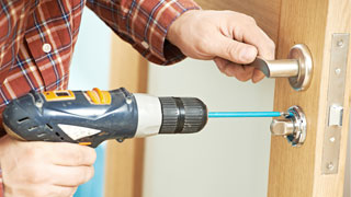 Automotive Locksmith at Hillhurst, California